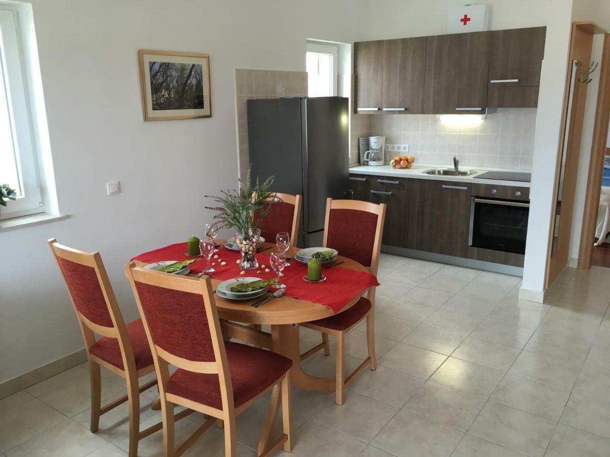 Apartmani Marija Klimno A المظهر الخارجي الصورة